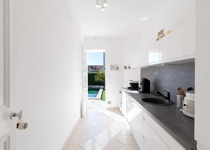Marie By Terrys Homes Villa Cannes