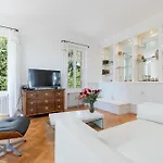 فيلة Marie By Terrys Homes
